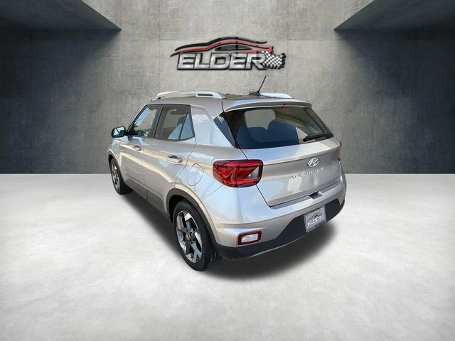Elder Mitsubishi