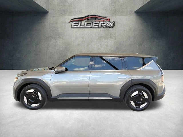 Elder Mitsubishi