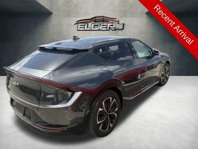 Elder Mitsubishi