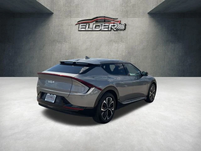 Elder Mitsubishi