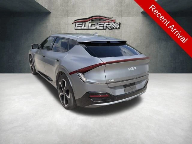 Elder Mitsubishi