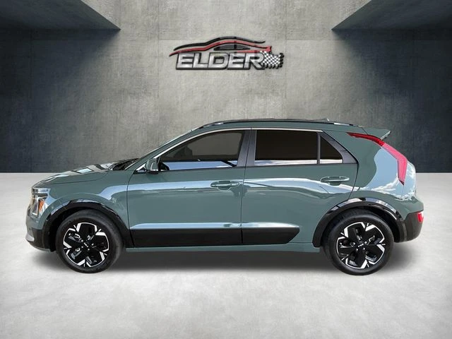 Used 2023 Kia Niro Wind with VIN KNDCR3L12P5039727 for sale in Cedar Park, TX