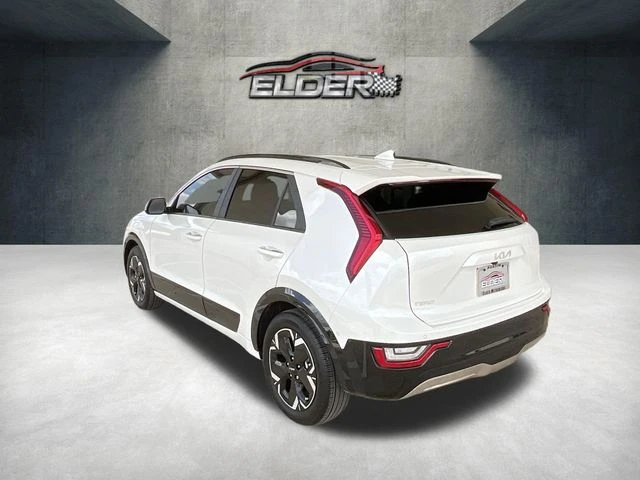 Elder Mitsubishi