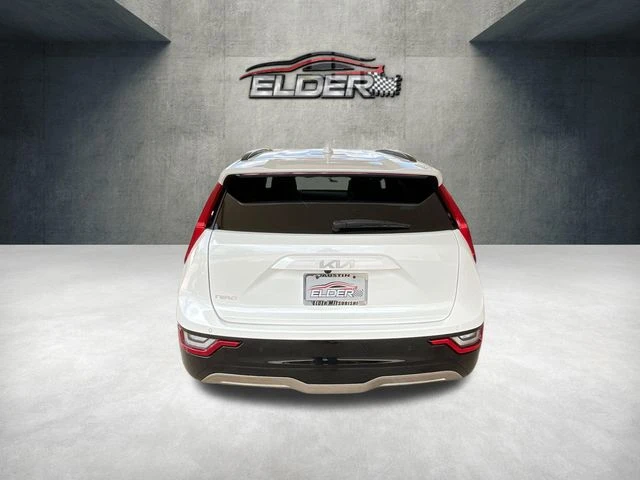 Elder Mitsubishi