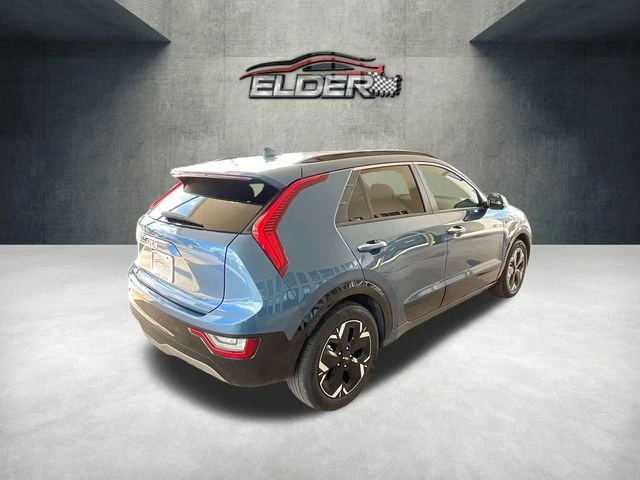 Elder Mitsubishi