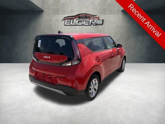 Elder Mitsubishi