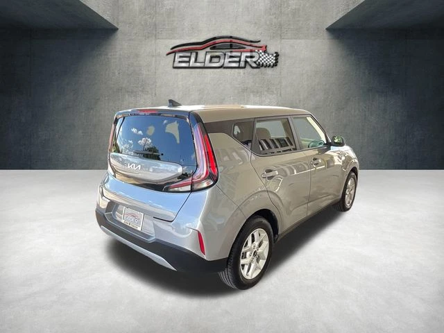 Elder Mitsubishi