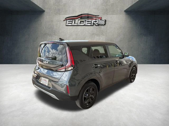 Elder Mitsubishi