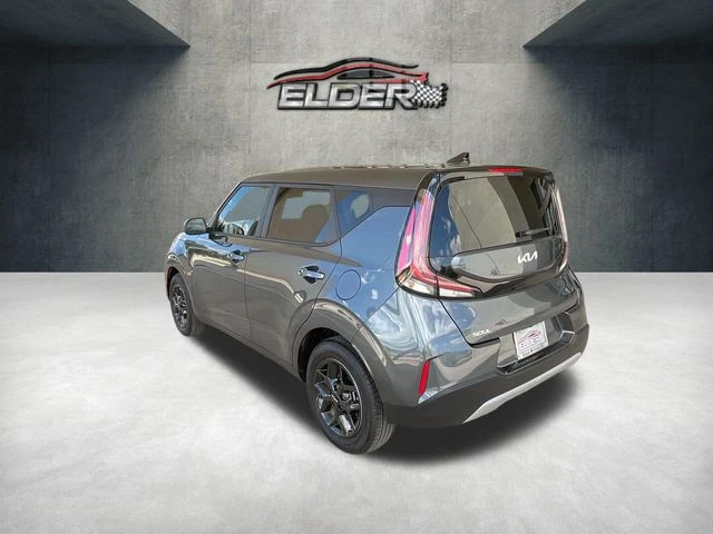 Elder Mitsubishi