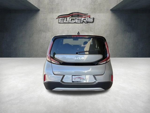 Elder Mitsubishi