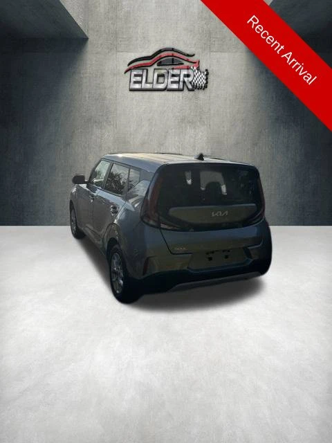 Elder Mitsubishi
