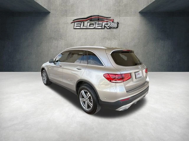 Elder Mitsubishi