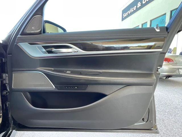 2019 BMW 7 Series 740i - Photo 24