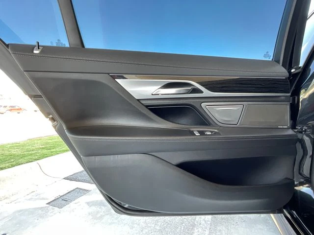 2019 BMW 7 Series 740i - Photo 25