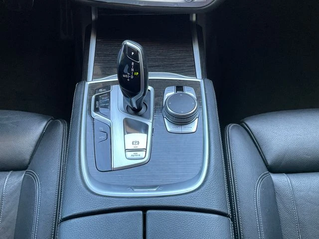 2019 BMW 7 Series 740i - Photo 18