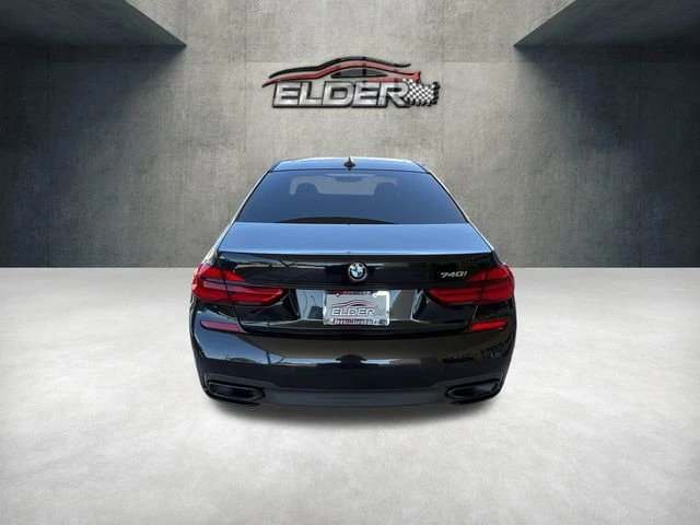 Elder Mitsubishi