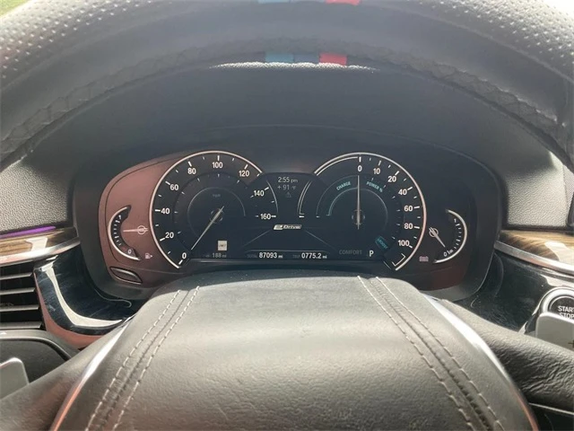 Elder Mitsubishi