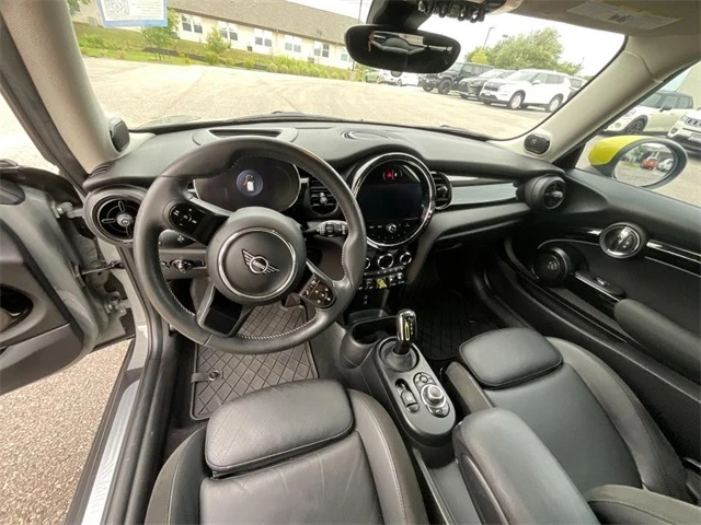Used 2023 MINI Hardtop 2 Door SE with VIN WMW13DJ04P2T63981 for sale in Killeen, TX