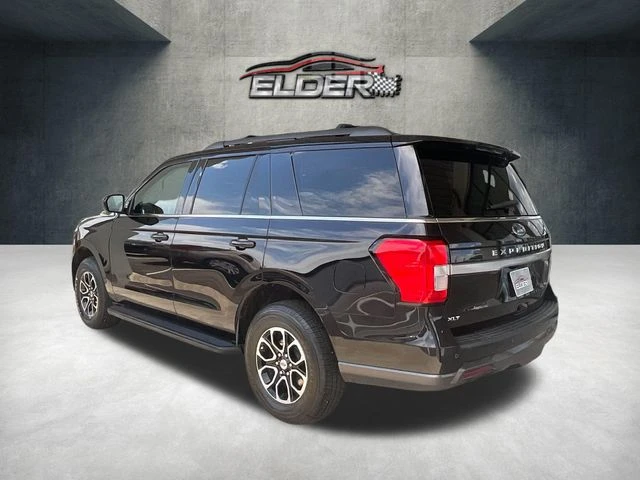 Elder Mitsubishi