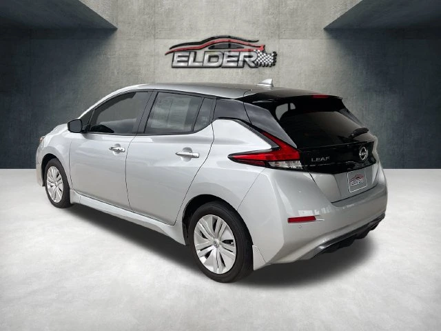 Elder Mitsubishi