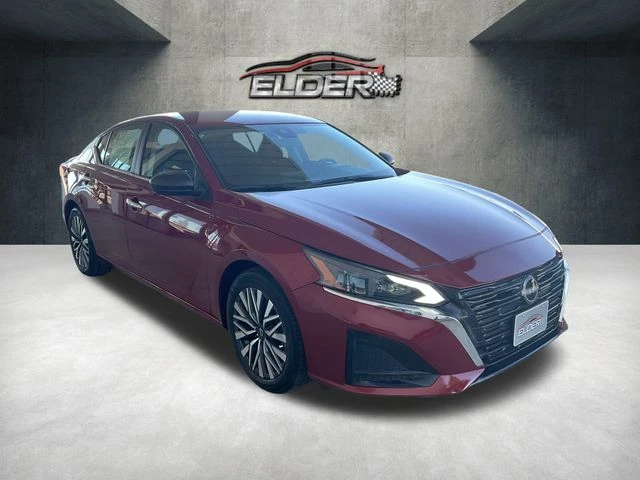 Elder Mitsubishi