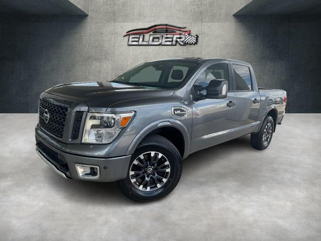 2017 Nissan Titan PRO-4X Crew Cab 4WD