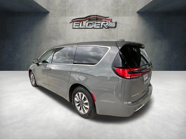 Elder Mitsubishi