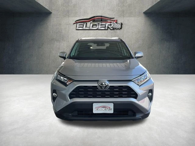 Elder Mitsubishi
