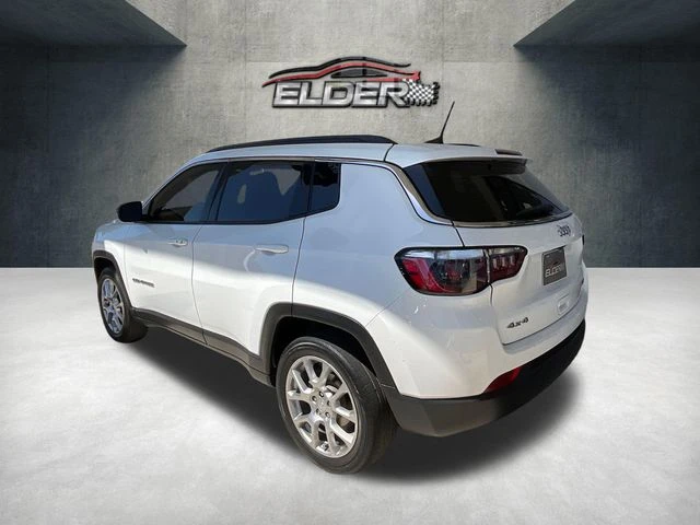 Elder Mitsubishi
