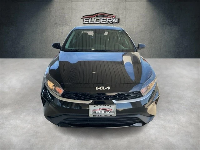 2024 Kia Forte LXS photo 3