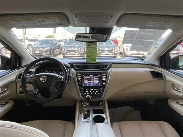 Elder Mitsubishi
