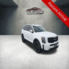 White 2022 Kia Telluride SX AWD SUV / Crossover All-Wheel Drive Automatic