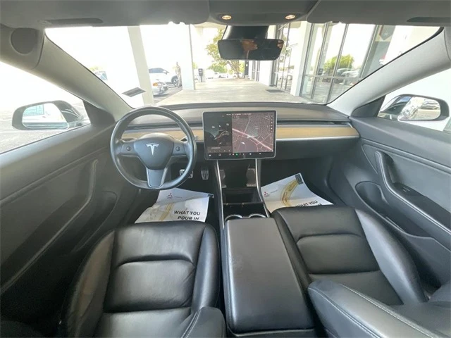 Elder Mitsubishi