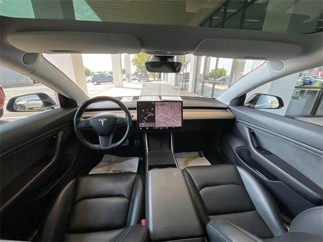 Elder Mitsubishi