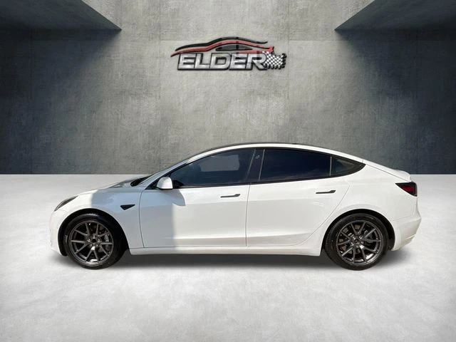 Elder Mitsubishi