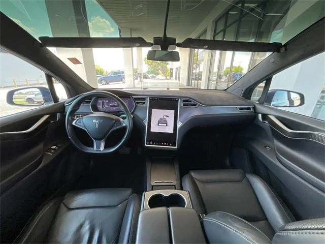 Used 2016 Tesla Model X 75D with VIN 5YJXCAE20GF004132 for sale in Killeen, TX