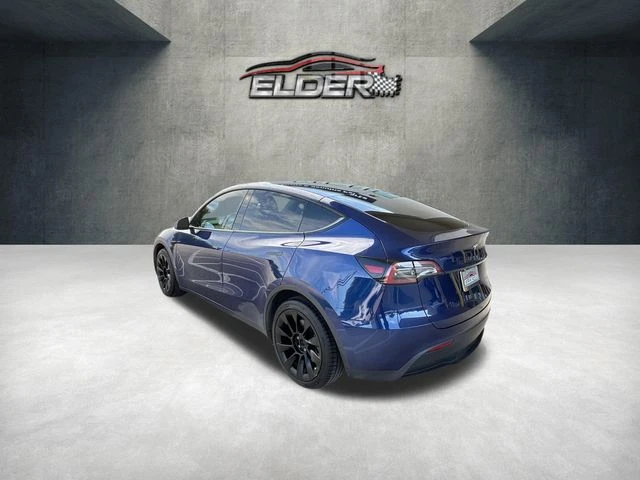 Elder Mitsubishi