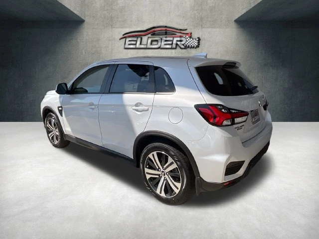 Elder Mitsubishi