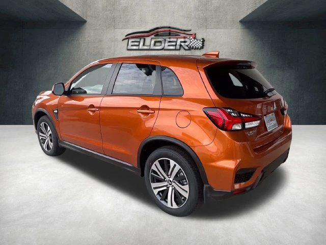 Elder Mitsubishi