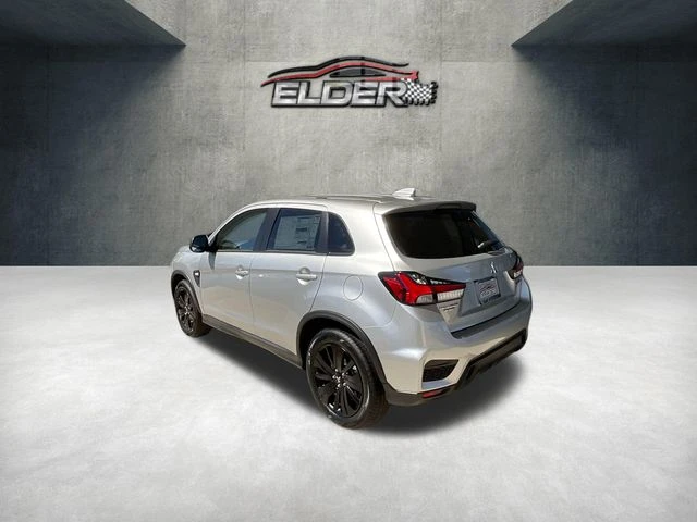 Elder Mitsubishi