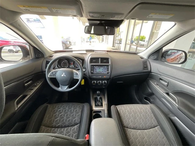 Elder Mitsubishi