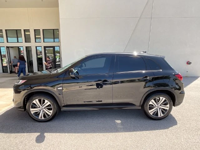 Elder Mitsubishi