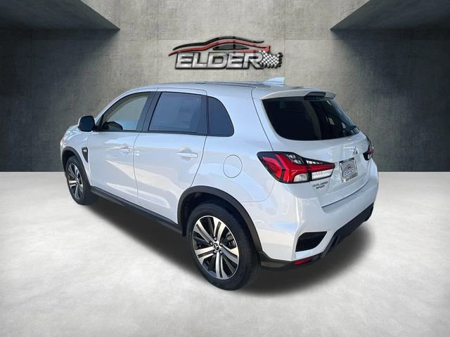 Elder Mitsubishi