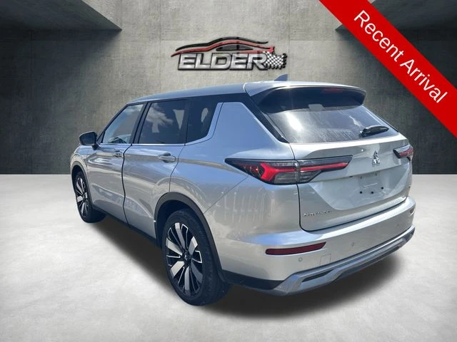 Elder Mitsubishi