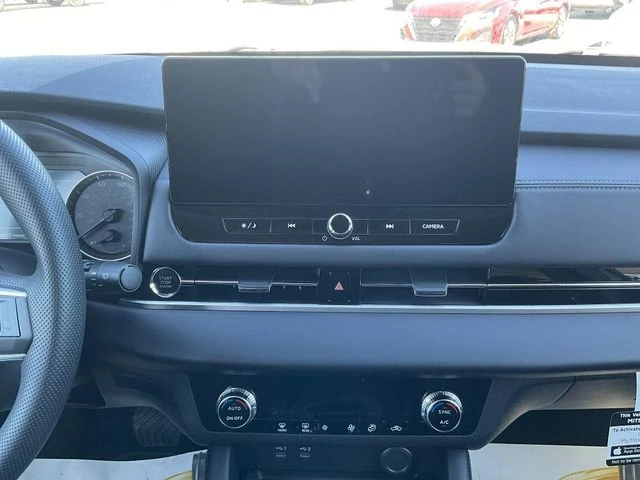 2026 Mitsubishi Outlander SEL - Photo 8