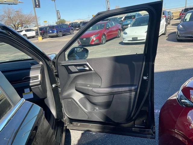 2026 Mitsubishi Outlander SEL - Photo 13