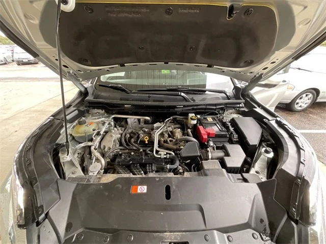 2024 Mitsubishi Outlander SE photo 4