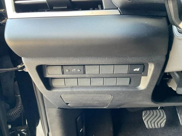 2026 Mitsubishi Outlander SE - Photo 6
