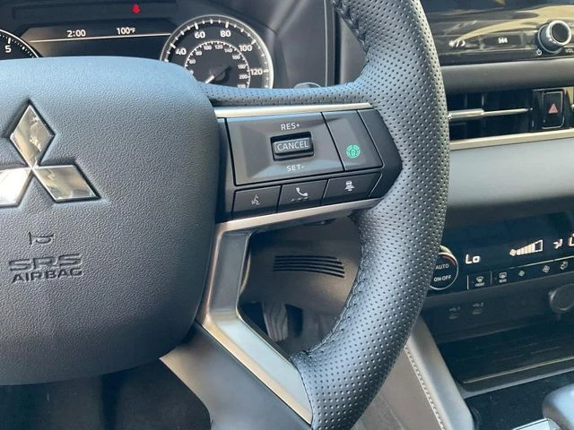 2026 Mitsubishi Outlander SE - Photo 20