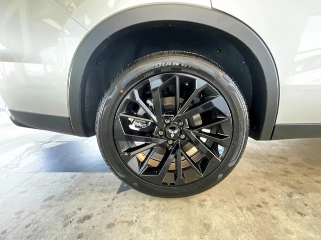 2025 Mitsubishi Outlander Plug-in Hybrid SEL Black Edition - Photo 23